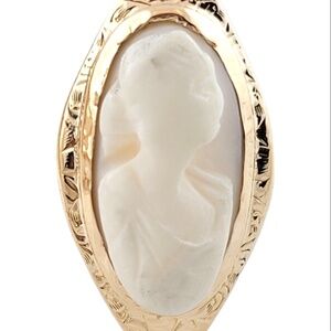 Vintage 14K Yellow Gold Cameo Ring Size 3.75 #15874